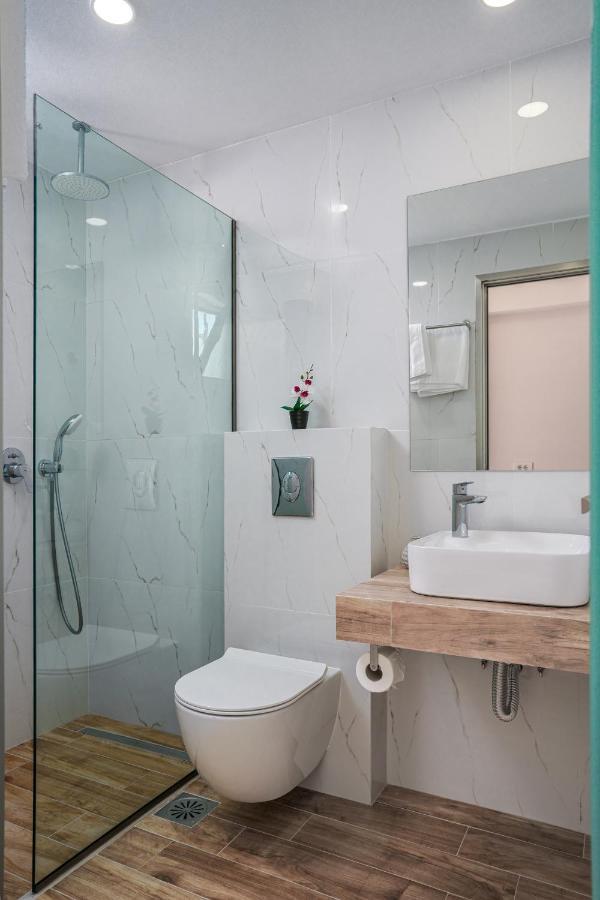 Antonis Apartments Kalamaki  Exterior photo