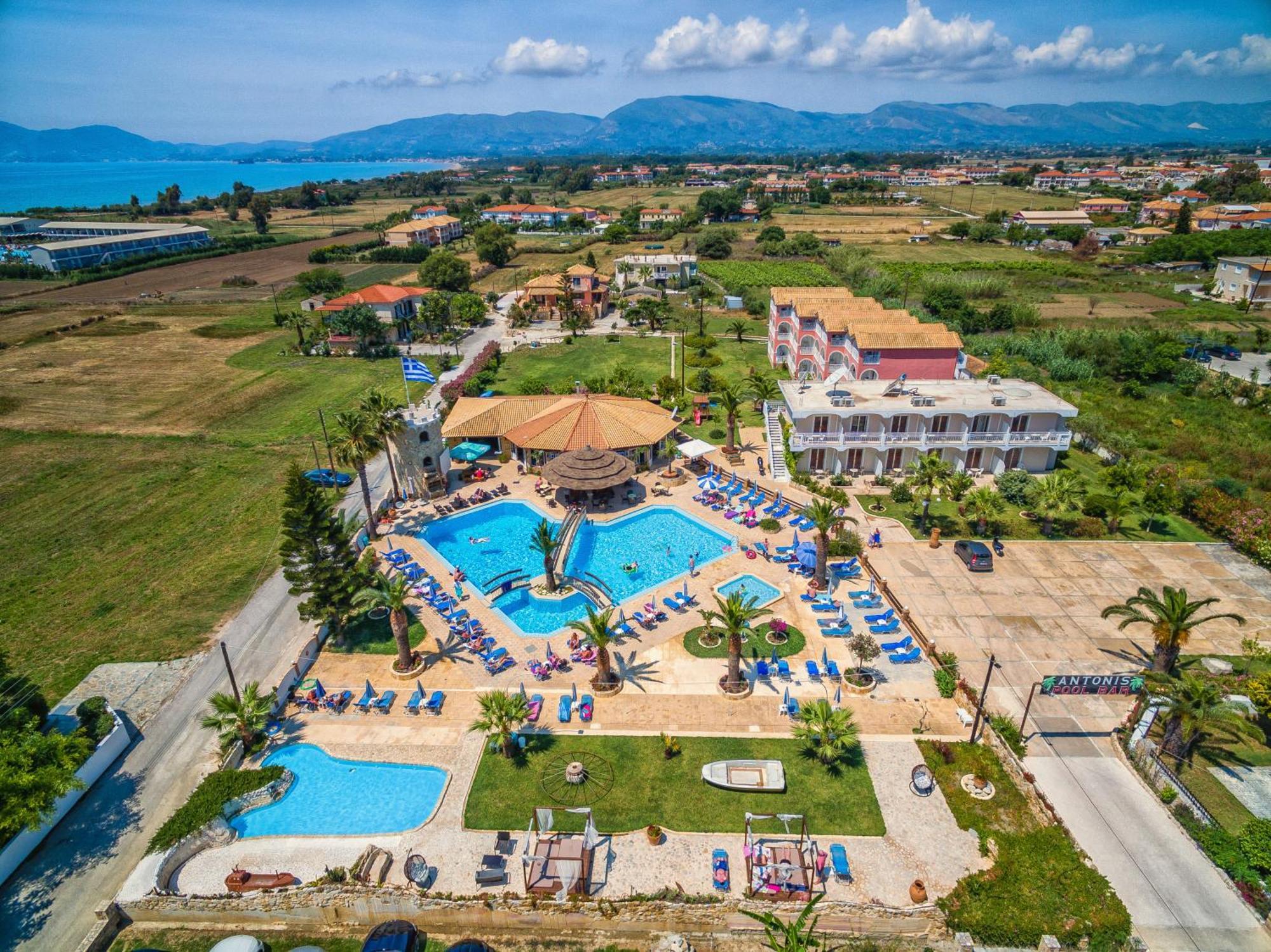 Antonis Apartments Kalamaki  Exterior photo